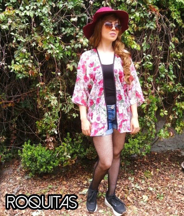 Kimono Midi Estampado De Flores Rosas Con Olan - Image 3