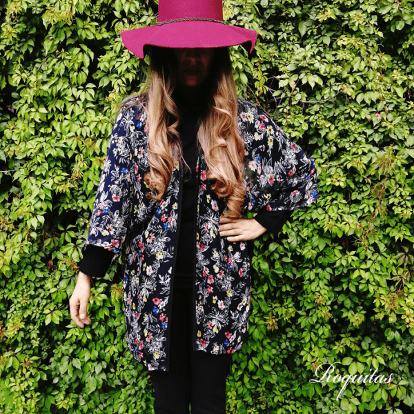 Kimono Midi Azul Marino Estampado Flores